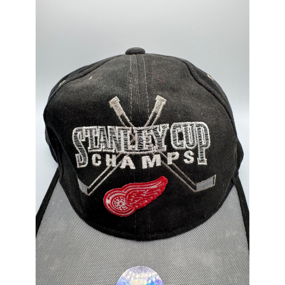 Vintage Detroit‎ Red Wings Stanley Cup Champs 1998 Starter Hat Cap